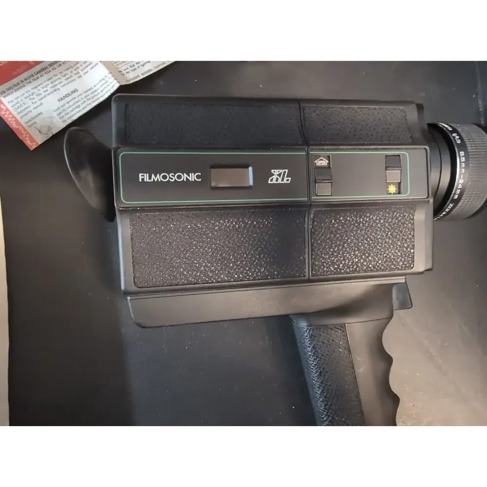 Bell & Howell SoundStar Filmosonic XL Movie Camera Model 1225 W/ Bag Untested
